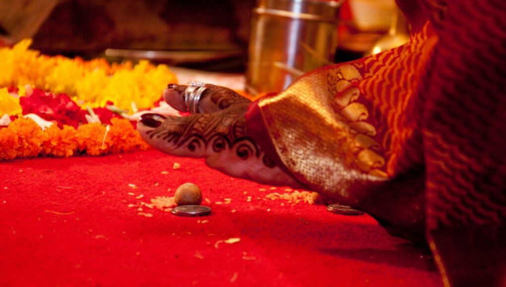 Dulhan Grih Pravesh : Vedic Astrologers in India